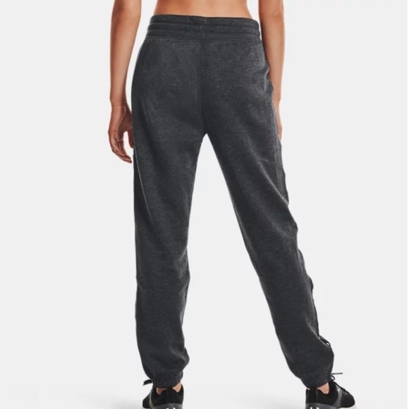 LAST ONE AVAILABLE! New Under Armour Women's Tapered Fleece Gym Pants - Picture 3 of 12